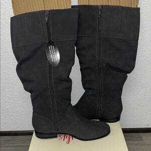Style & Co. Women's New Gray Suede Boots